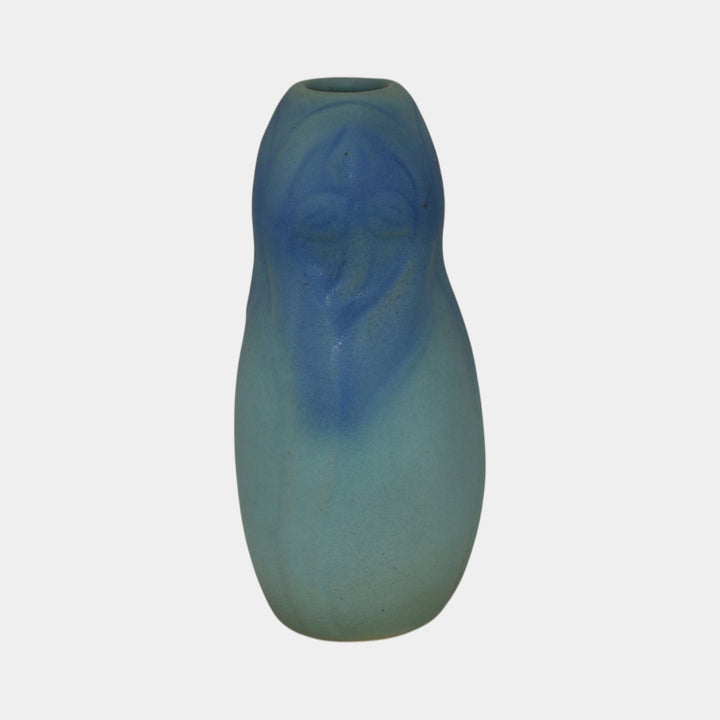 Van Briggle 1920s Vintage Arts And Crafts Pottery Blue Vase 841