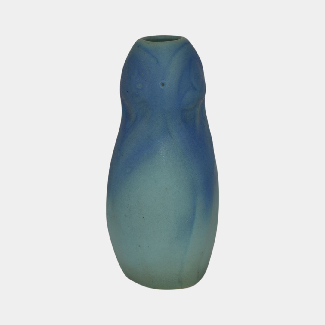 Van Briggle 1920s Vintage Arts And Crafts Pottery Blue Vase 841