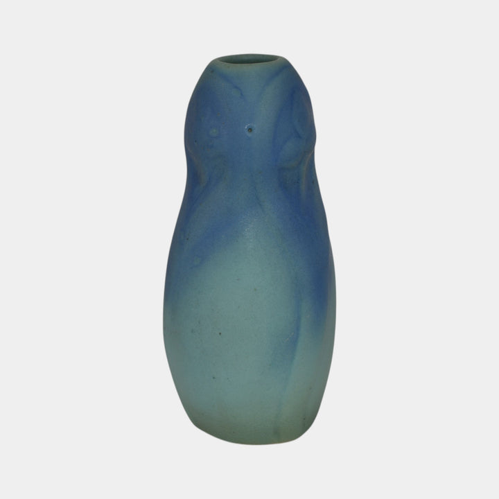 Van Briggle 1920s Vintage Arts And Crafts Pottery Blue Vase 841