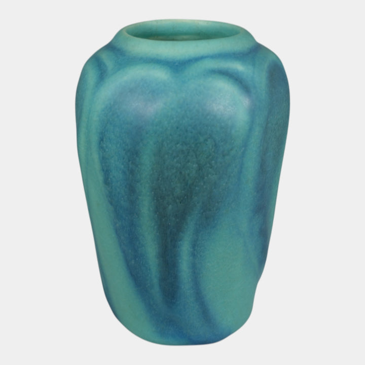 Van Briggle 1920s Vintage Arts And Crafts Pottery Blue Ceramic Leaf Vase 859