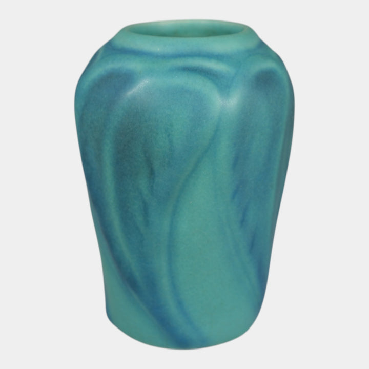 Van Briggle 1920s Vintage Arts And Crafts Pottery Blue Ceramic Leaf Vase 859