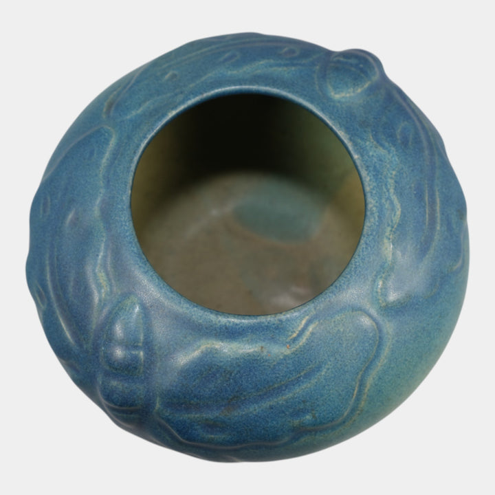 Van Briggle Late 1910s Arts And Crafts Pottery Blue Acorn Oak Leaf Vase 670
