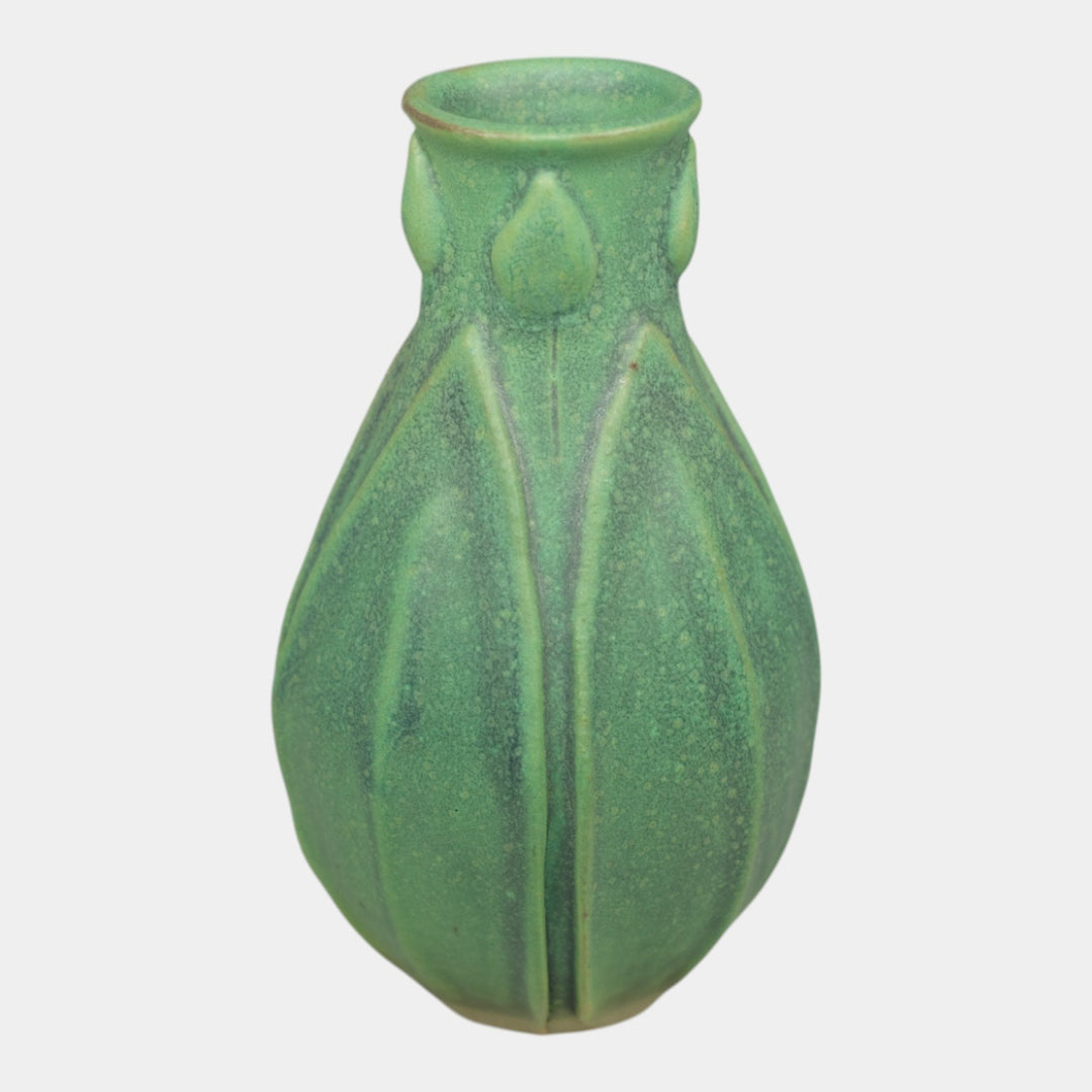 Jemerick Studio Pottery Arts And Crafts Matte Green Hand Crafted Vase - Just Art Pottery