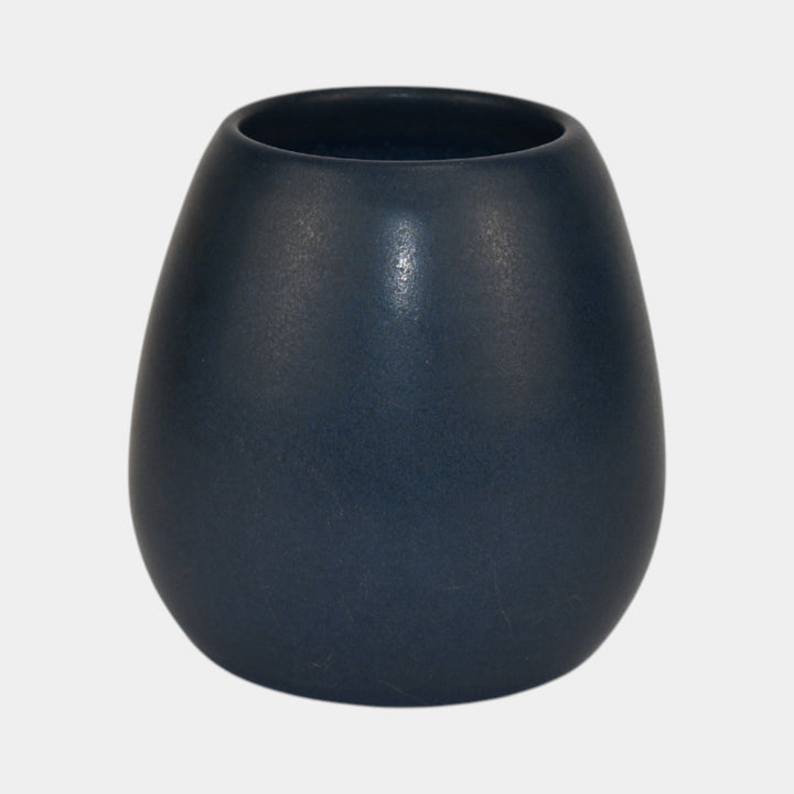 Marblehead Vintage Arts and Crafts Pottery Blue Squat Vase