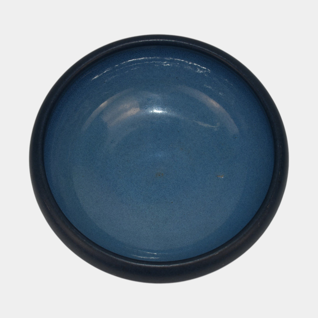 Marblehead Vintage Arts and Crafts Pottery Blue Ceramic Bowl
