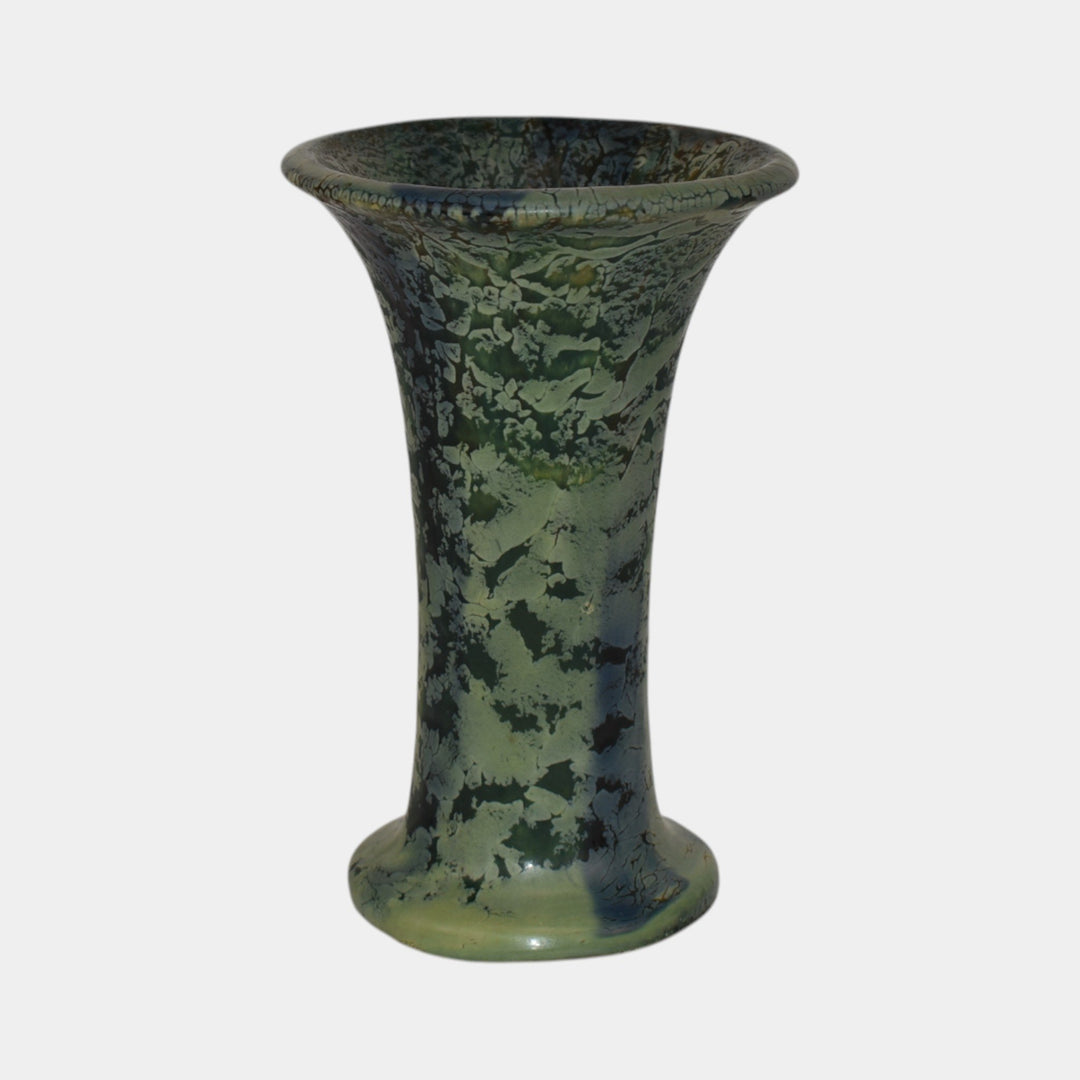 Weller Frosted Matte Vintage Arts and Crafts Pottery Green Ceramic Vase
