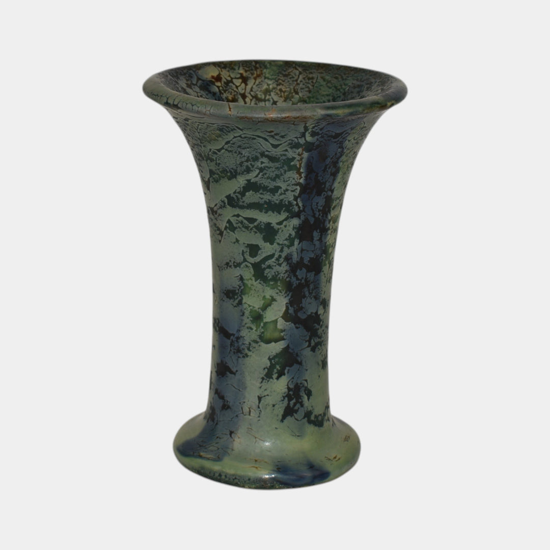 Weller Frosted Matte Vintage Arts and Crafts Pottery Green Ceramic Vase