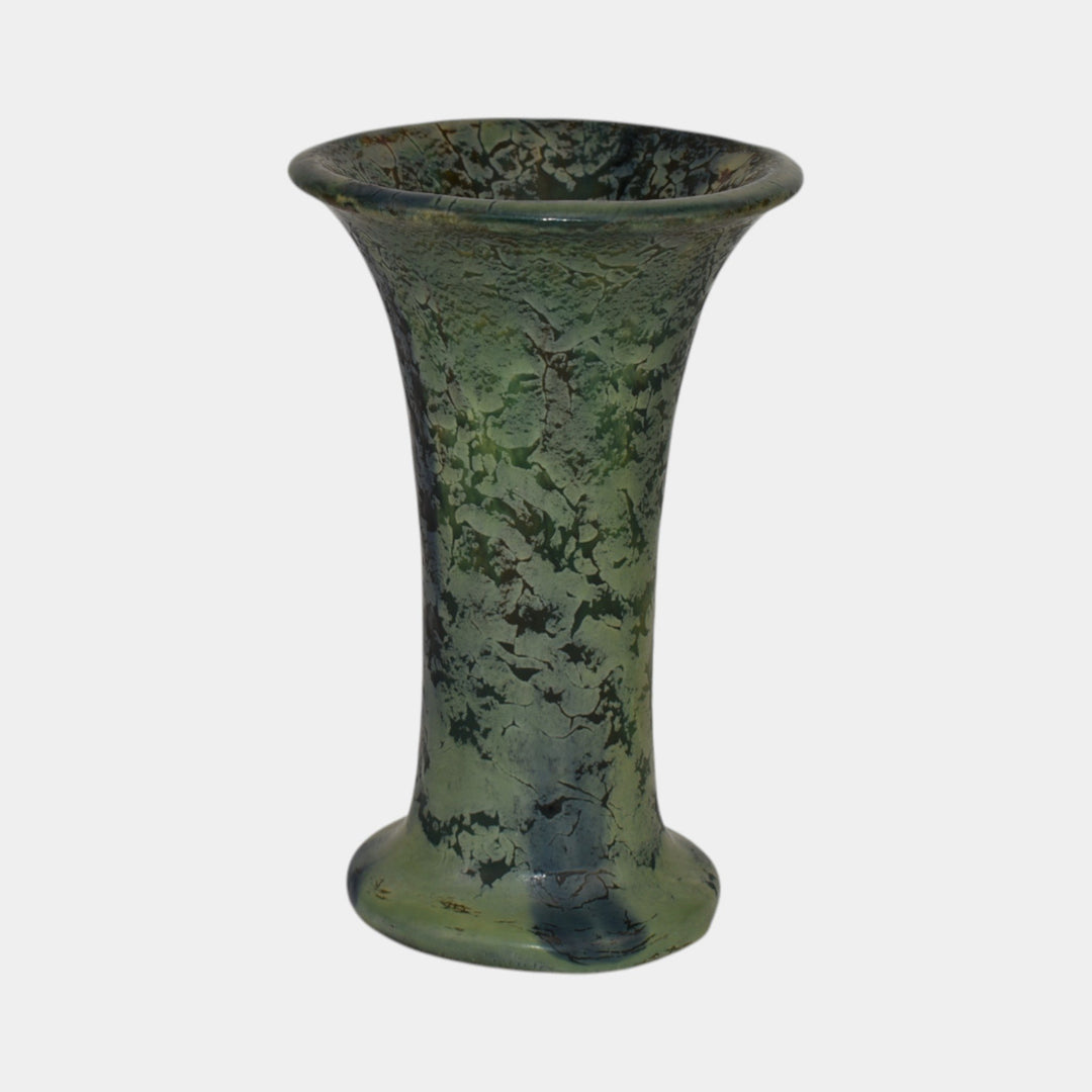 Weller Frosted Matte Vintage Arts and Crafts Pottery Green Ceramic Vase
