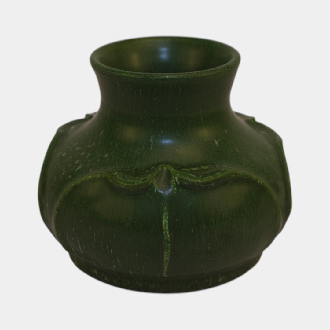 Ephraim Faience Arts and Crafts Pottery Green Spring Leaf Cabinet Vase 064