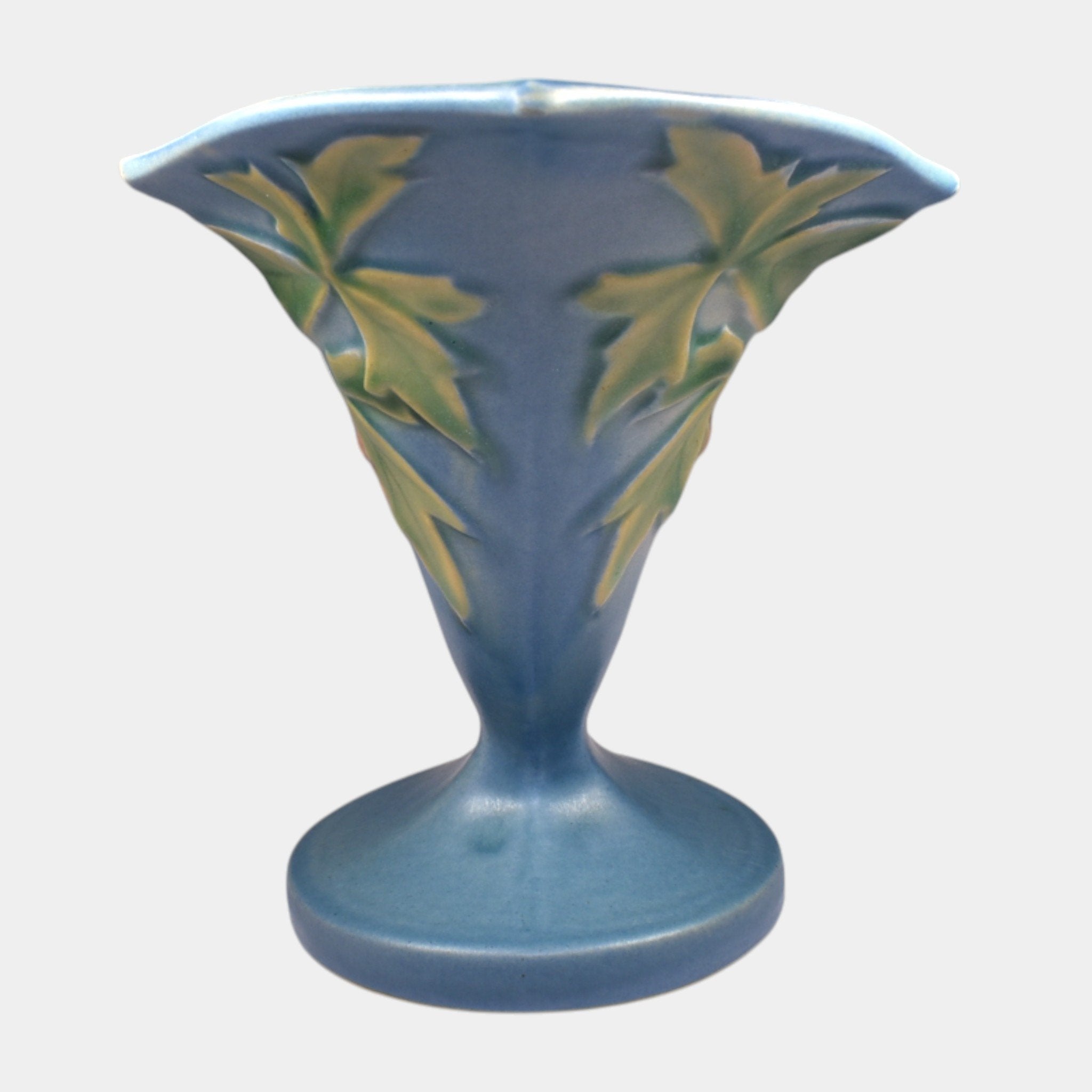 Roseville Bleeding Heart Blue 1940 Vintage Art Pottery Cornucopia