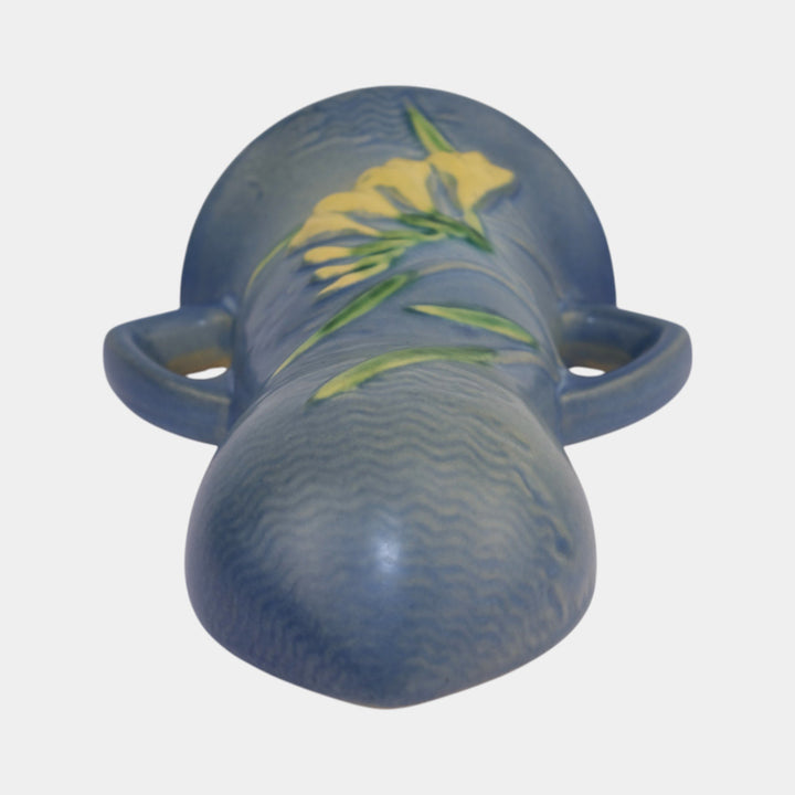 Roseville Freesia Blue 1945 Mid Century Modern Art Pottery Wall Pocket 1296-8