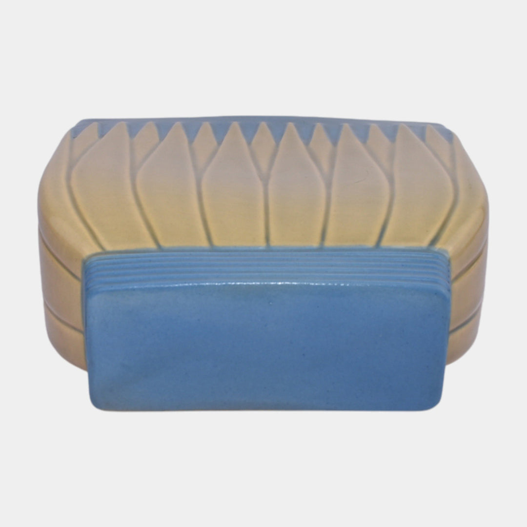 Roseville Lotus Blue 1952 Mid Century Modern Pottery Ceramic Wall Pocket L8-7