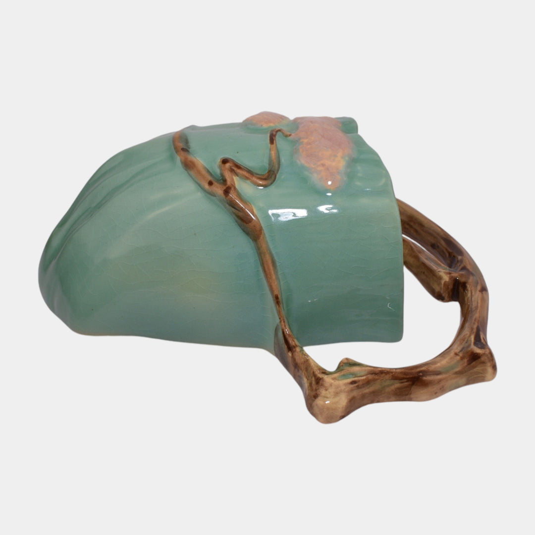 Roseville Ming Tree Green 1949 Mid Century Modern Art Pottery Wall Pocket 566-8