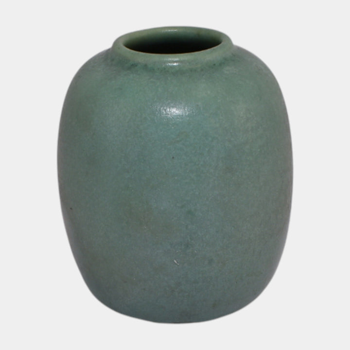 Clifton Art Pottery 1905 Arts And Crafts Matte Mottled Green Cabinet Vase 127