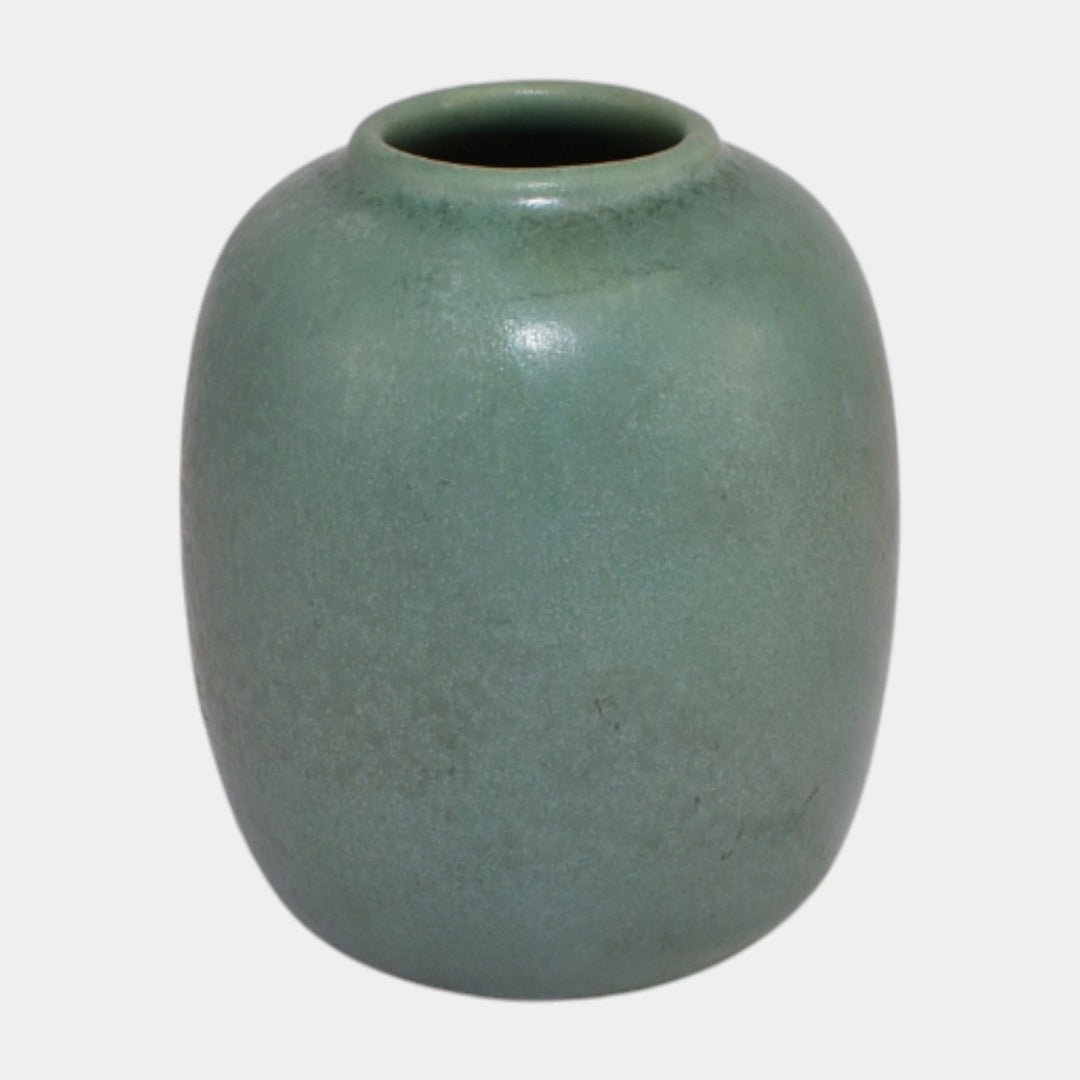 Clifton Art Pottery 1905 Arts And Crafts Matte Mottled Green Cabinet Vase 127