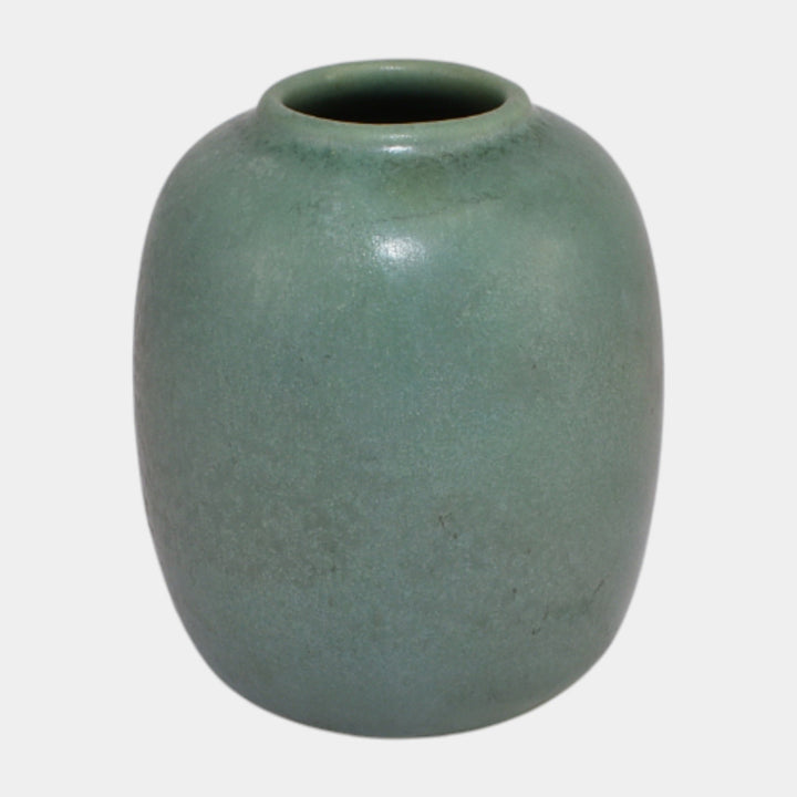 Clifton Art Pottery 1905 Arts And Crafts Matte Mottled Green Cabinet Vase 127