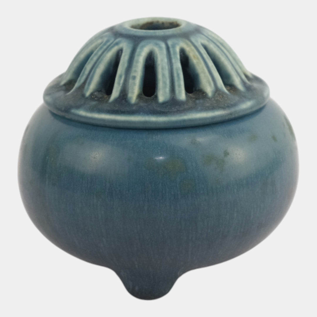Rookwood Pottery 1920 Footed Blue Matte Glaze Potpourri Pierced Lid Jar 2505