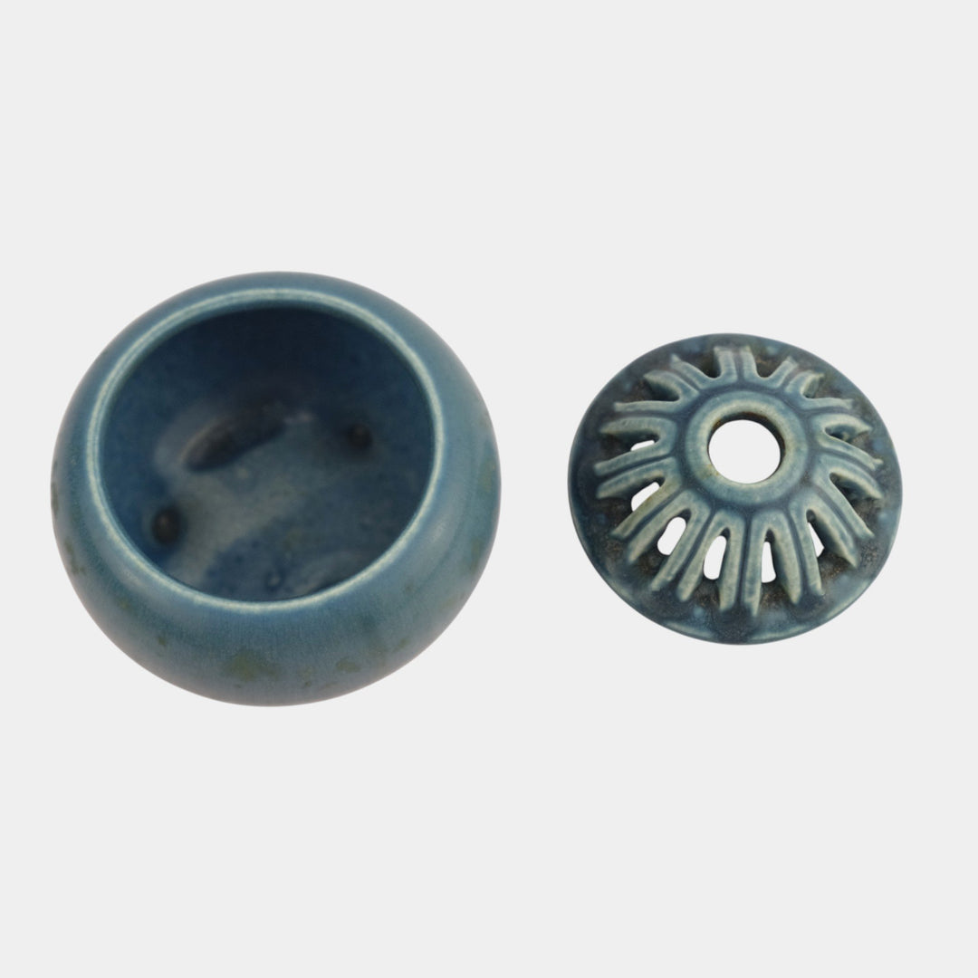 Rookwood Pottery 1920 Footed Blue Matte Glaze Potpourri Pierced Lid Jar 2505