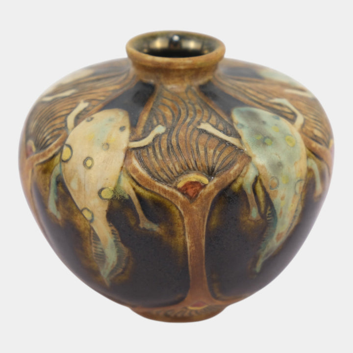 Calmwater Designs Stephanie Young Studio Art Pottery Climbing Salamander Vase