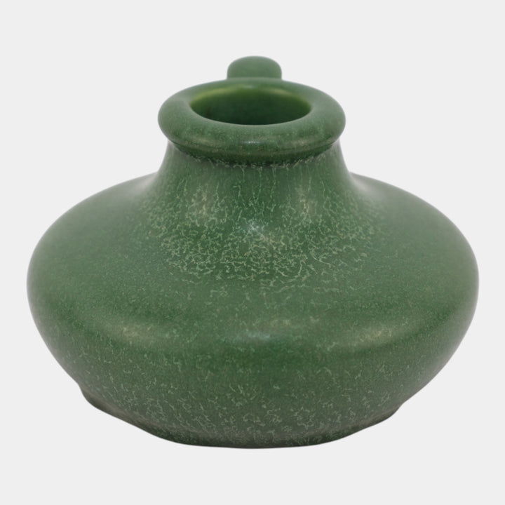 Hampshire 1900s Vintage Arts And Crafts Pottery Matte Green Chamberstick 145