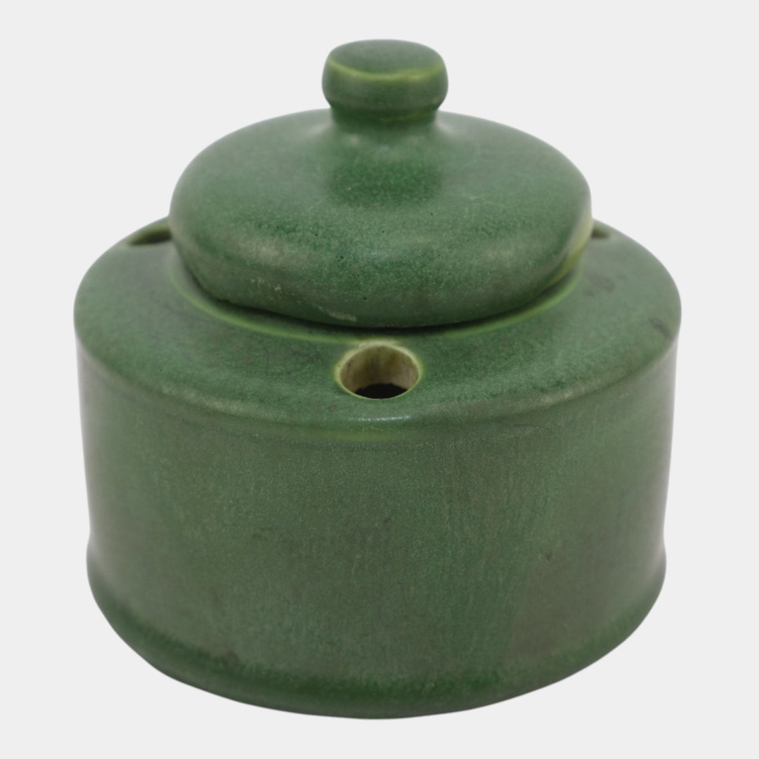Hampshire Early 1900s Vintage Arts And Crafts Pottery Matte Green Lidded Inkwell