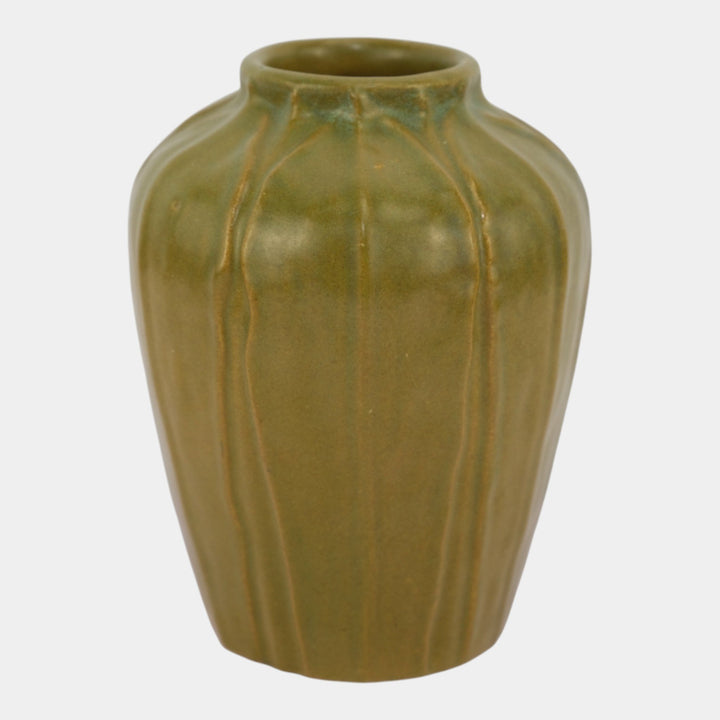 Chicago Crucible Vintage Arts and Crafts Pottery Matte Green Leaf Ceramic Vase