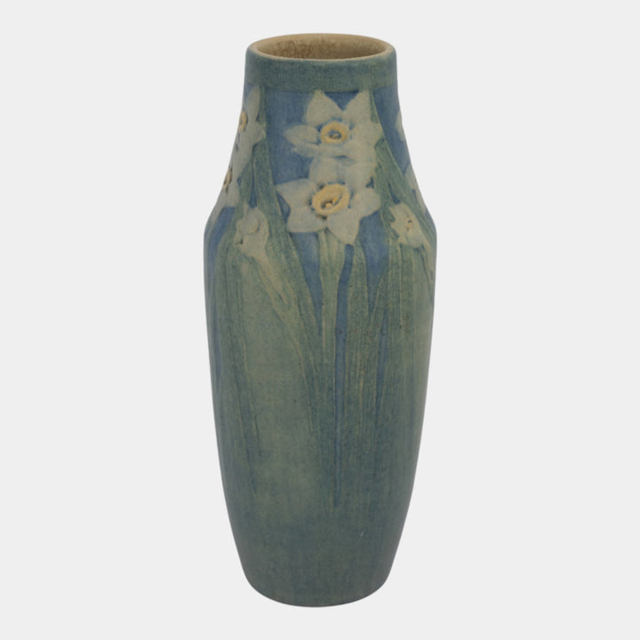 Newcomb College 1915 Arts and Crafts Pottery Slender Daffodil Vase Bailey