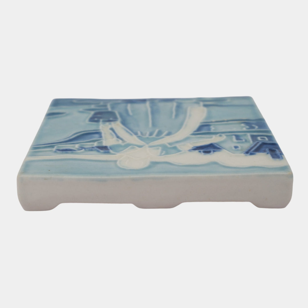 Rookwood 1921 Vintage Art Pottery Blue Scenic Dutch Woman Tea Tile Trivet 1819