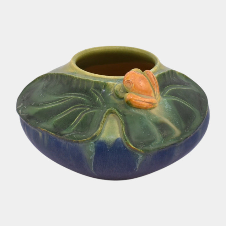 Door Studio Art Pottery Hand Thrown Green Blue Frog On Lily Pad Ceramic Vase