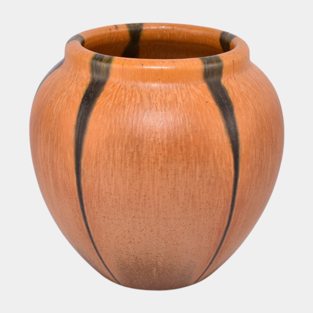 Pfaltzgraff 1930s Art Pottery Black And Matte Uranium Orange Ceramic Vase