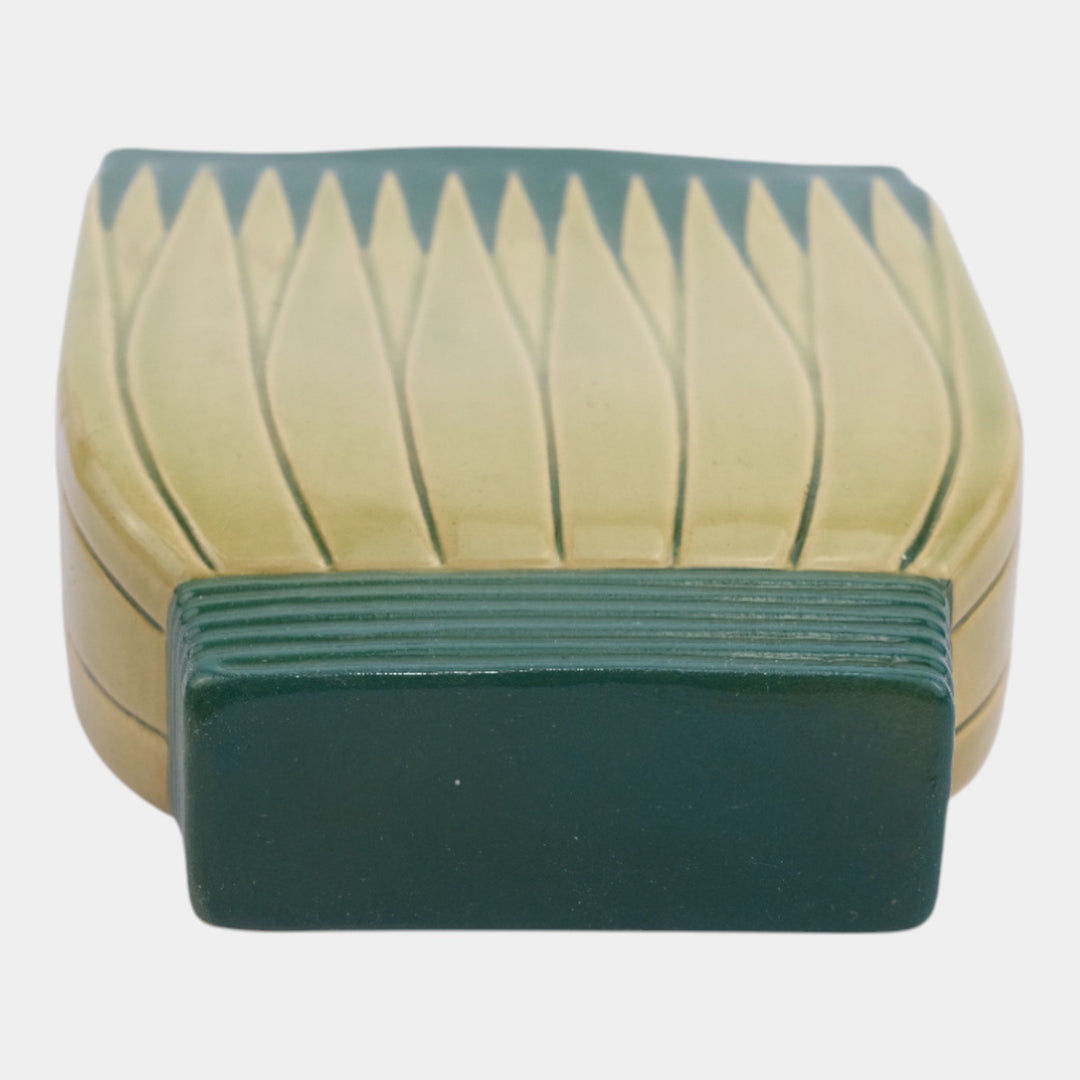 Roseville Lotus Green 1952 Mid Century Modern Pottery Ceramic Wall Pocket L8-7 - Just Art Pottery