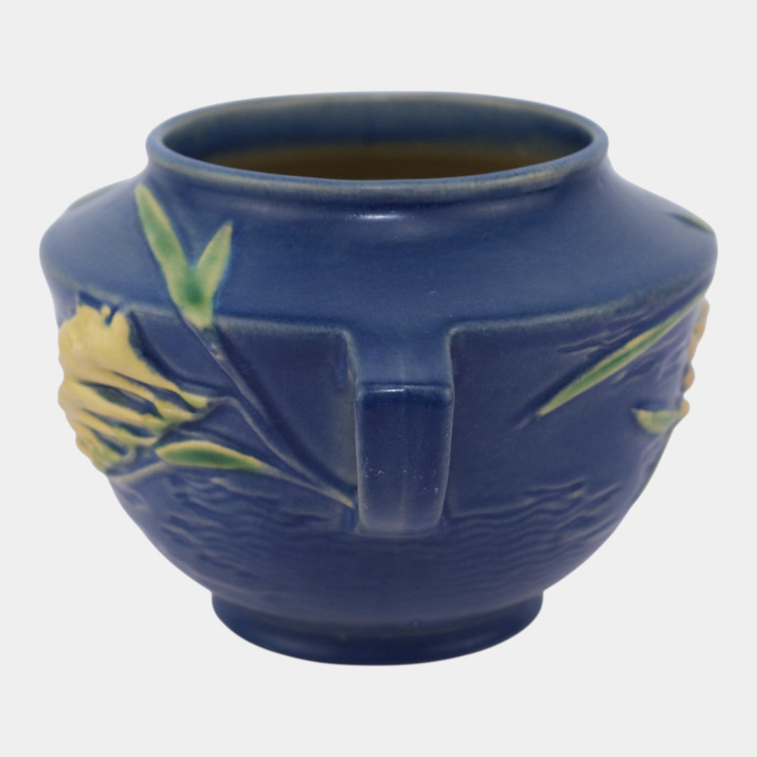 Roseville Freesia Blue 1945 Mid Century Modern Art Pottery Handled Vase 463-5 - Just Art Pottery