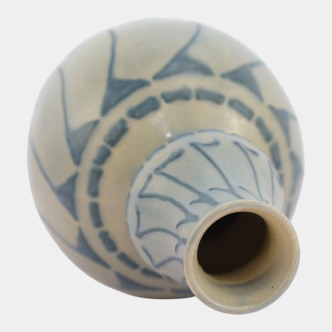 Roseville Aztec Blue 1905 Vintage Arts And Crafts Pottery Squeeze Bag Vase 23