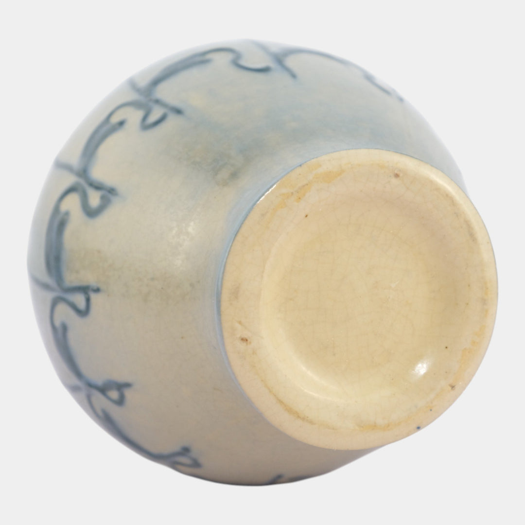 Roseville Aztec Blue 1905 Vintage Arts And Crafts Pottery Squeeze Bag Vase 23