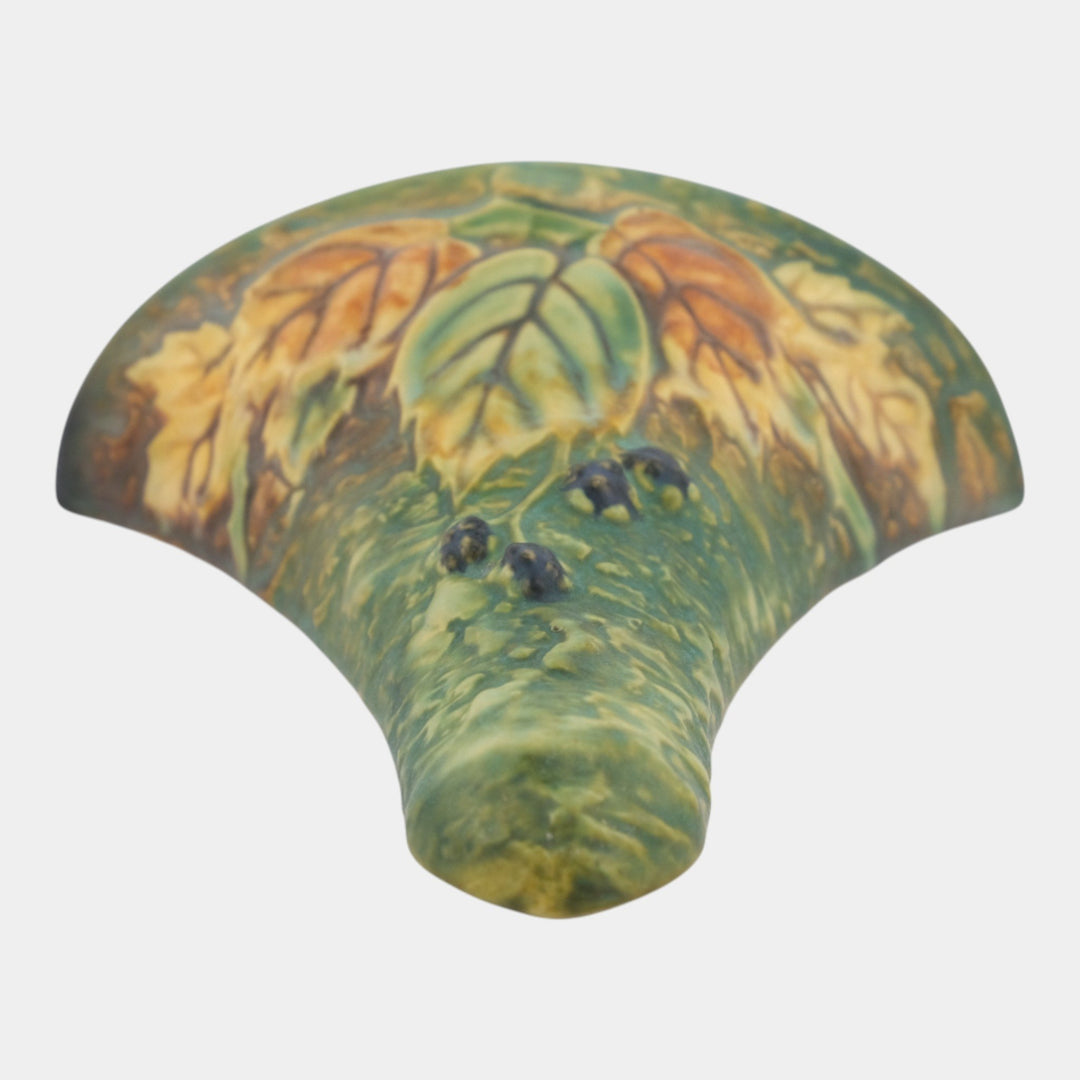 Roseville Blackberry 1932 Vintage Arts and Crafts Pottery Wall Pocket 1267-8