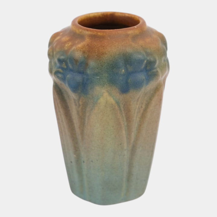 Brush McCoy Matte Glaze Amaryllis 1926 Vintage Pottery Green Ceramic Vase 082 - Just Art Pottery