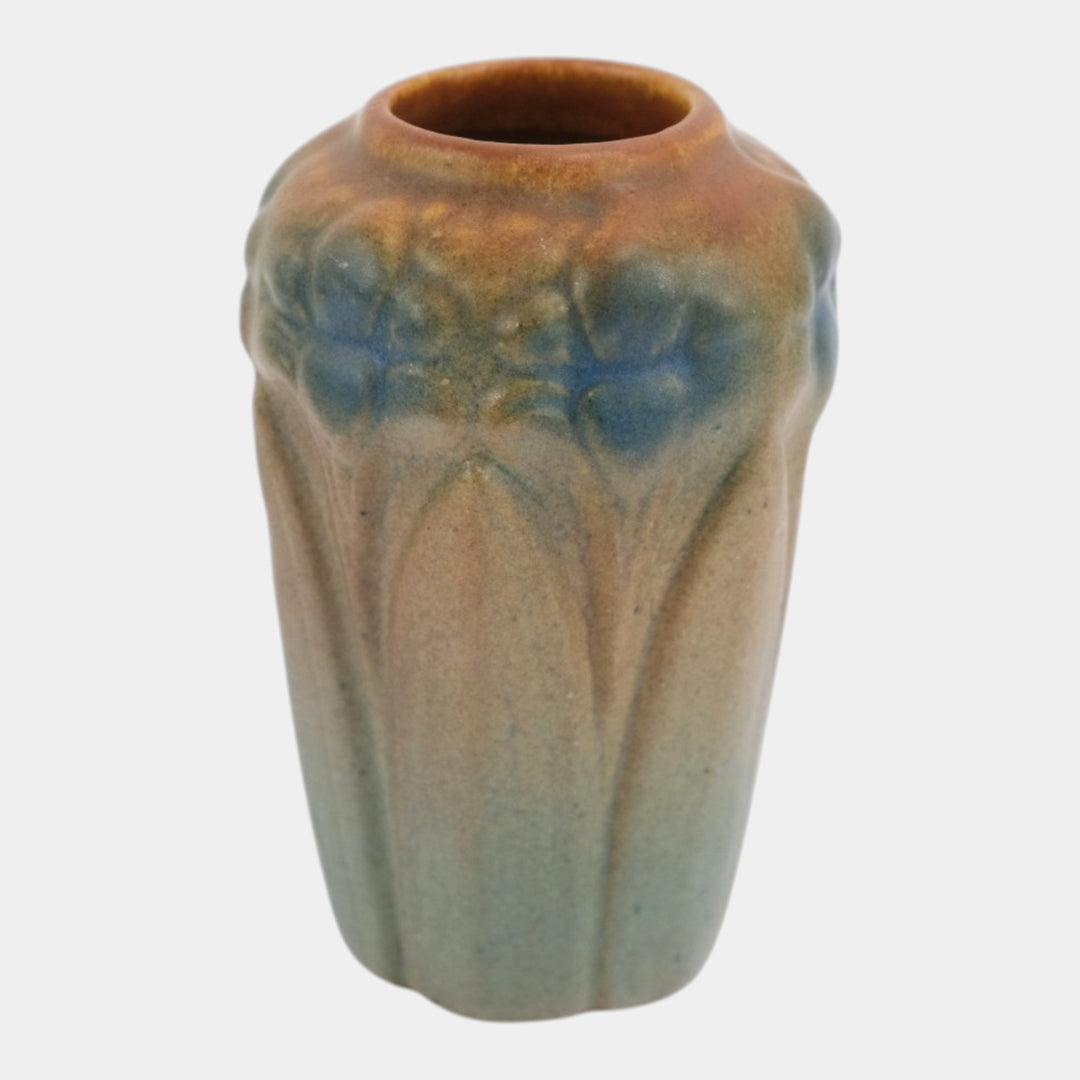 Brush McCoy Matte Glaze Amaryllis 1926 Vintage Pottery Green Ceramic Vase 082 - Just Art Pottery
