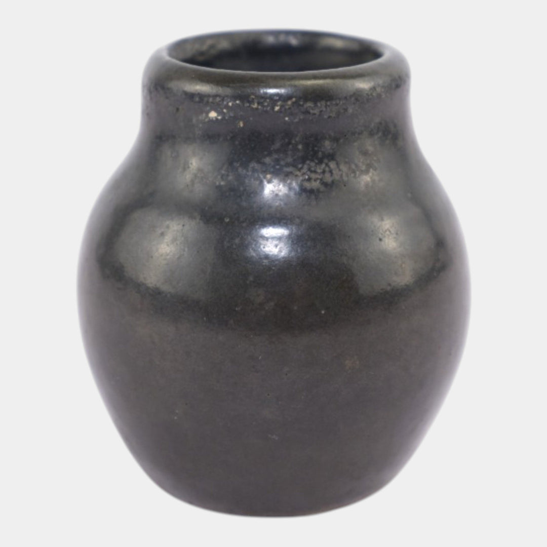 Newcomb College 1910-15 Vintage Arts and Crafts Pottery Ivory Glaze Ceramic Vase - Just Art Pottery