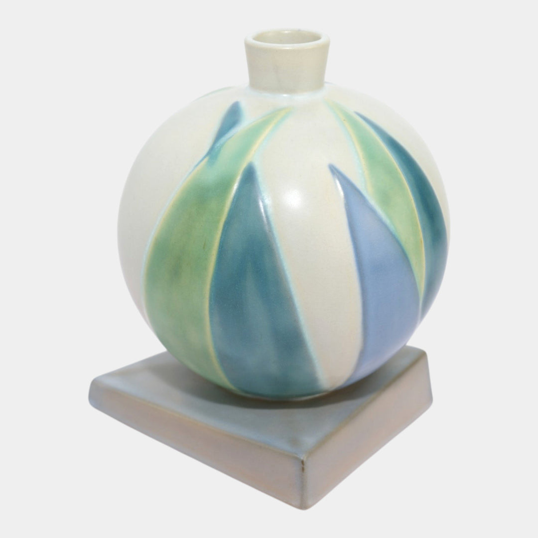 Roseville Futura Gray 1928 Vintage Art Deco Pottery Bamboo Leaf Ball Vase 387-7