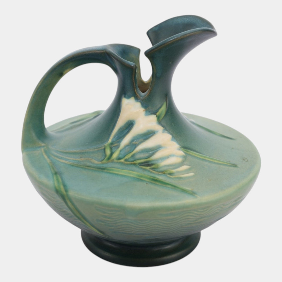 Roseville Freesia Green 1945 Mid Century Modern Pottery Ceramic Ewer 19-6
