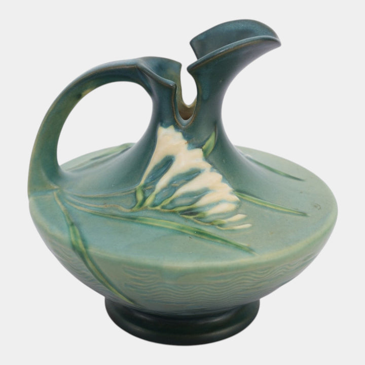 Roseville Freesia Green 1945 Mid Century Modern Pottery Ceramic Ewer 19-6