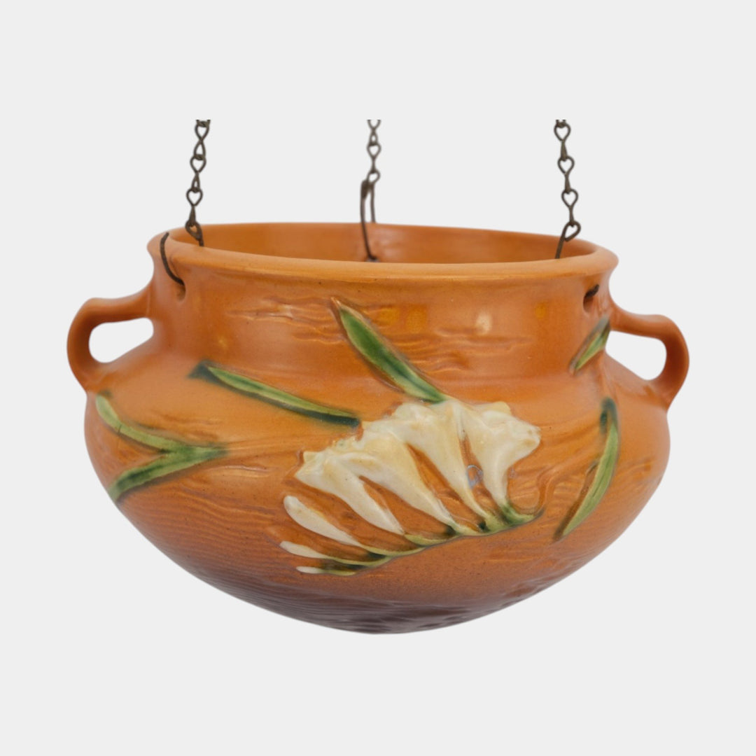roseville hanging planter Roseville Freesia Brown 1945 Mid Century Modern Hanging Basket Planter –  Just Art Pottery