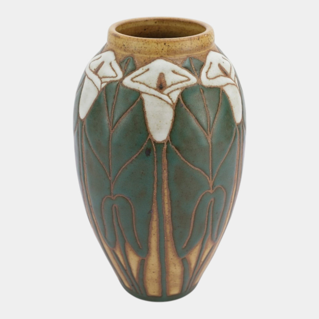 Common Ground Eric Olson Studio Art Pottery 2004 Green and White Calla Lily Vase