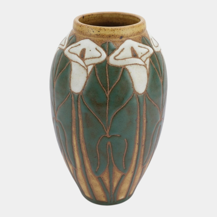Common Ground Eric Olson Studio Art Pottery 2004 Green and White Calla Lily Vase