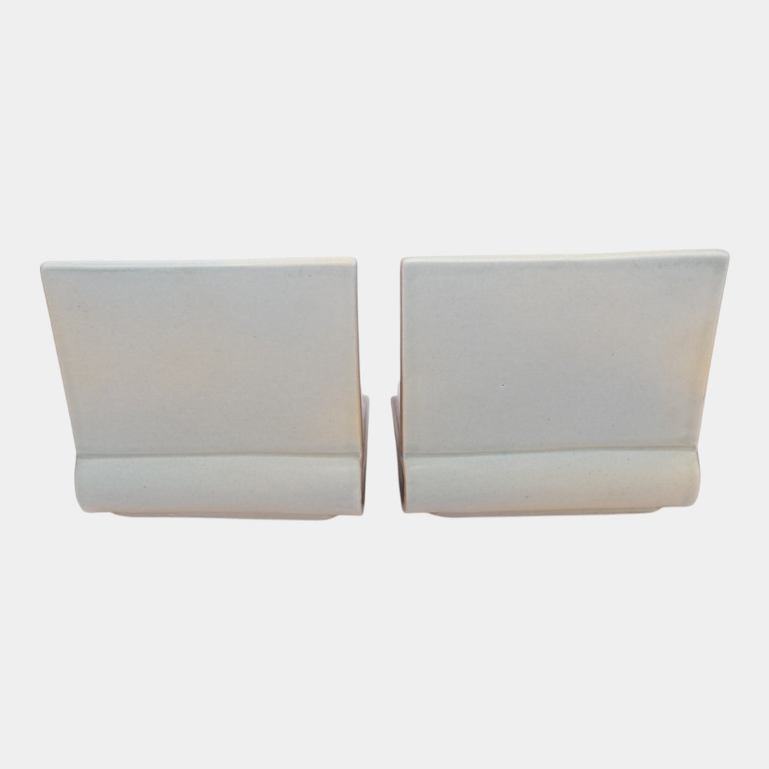 Roseville Gardenia Gray 1950 Mid Century Modern Ceramic Bookends 659