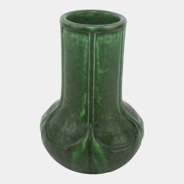Grueby 1900s Vintage Arts and Crafts Pottery Organic Matte Green Paneled Vase