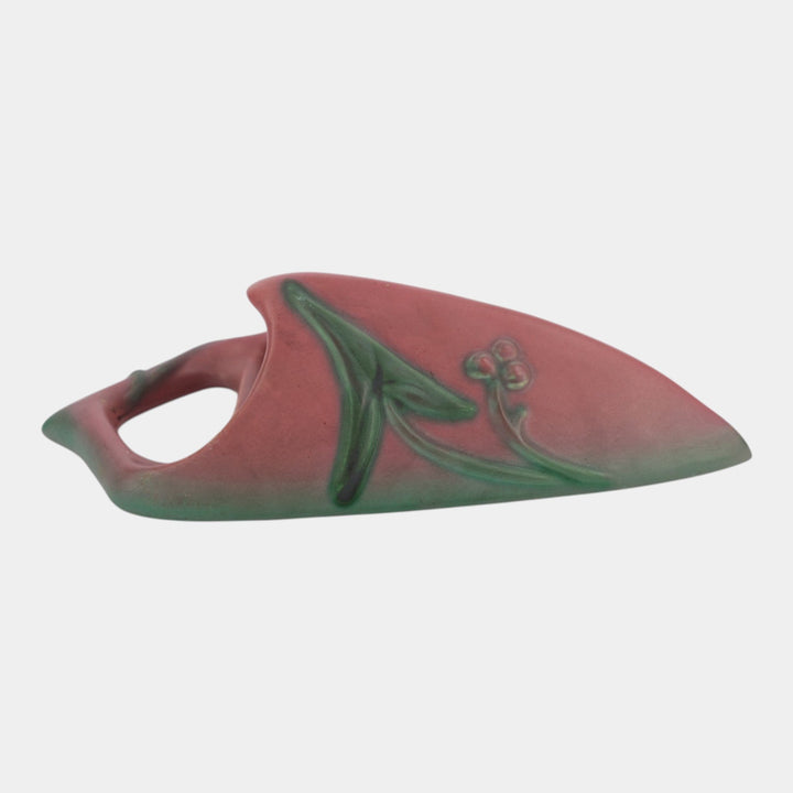 Weller Pottery Tutone 1920s Red And Green Arrowhead Leaf Art Deco Wall Pocket