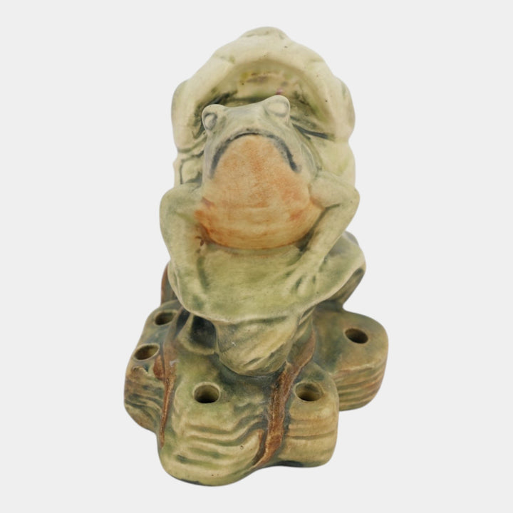 Weller Muskota 1920s Vintage Art Pottery Green Ceramic Frog In Lily Flower Frog