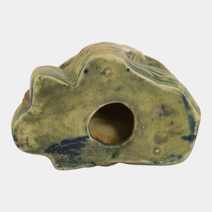 Weller Muskota 1920s Vintage Art Pottery Green Ceramic Frog In Lily Flower Frog