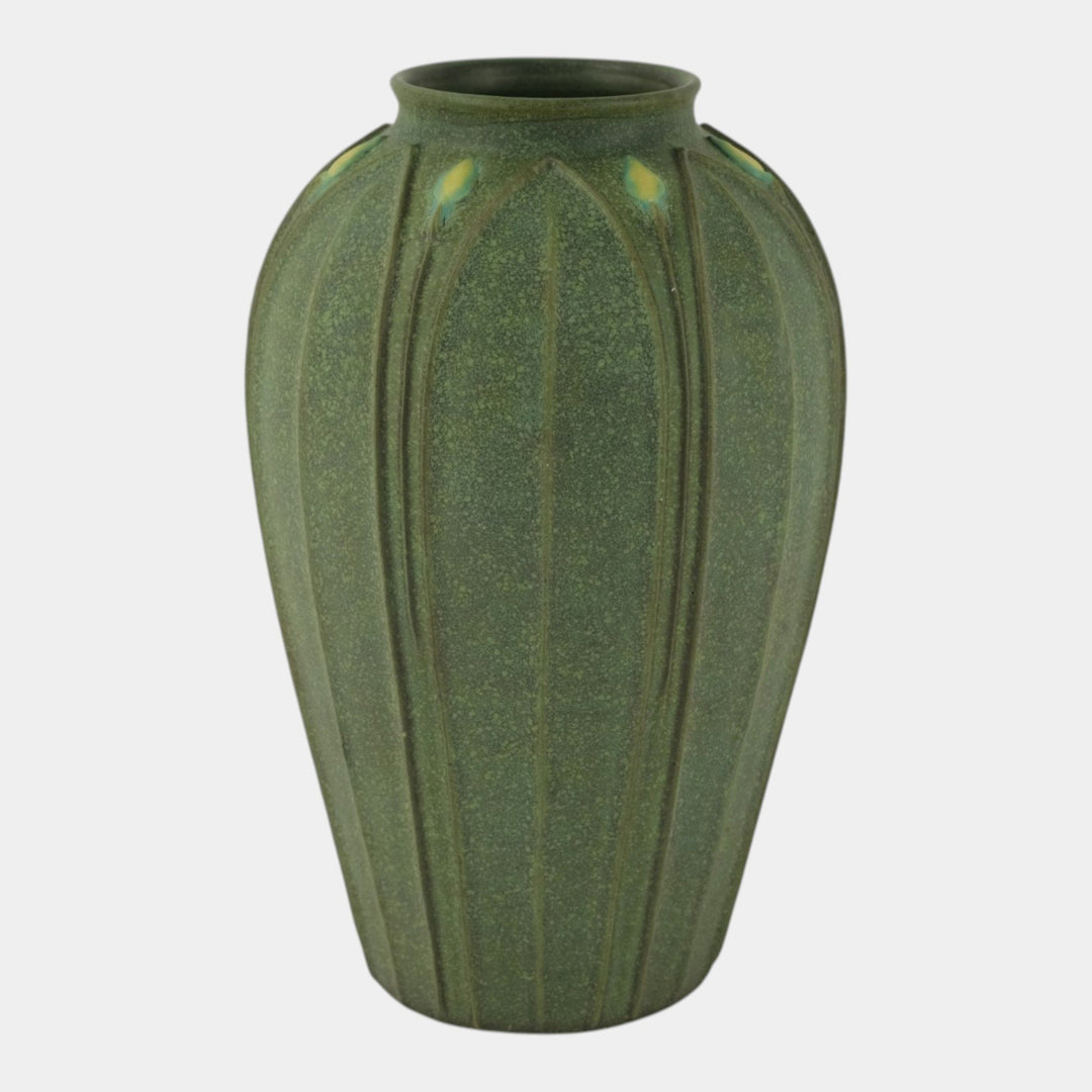 Jemerick Studio Pottery 1999 Arts And Crafts Matte Green Leaf Yellow Flower Vase